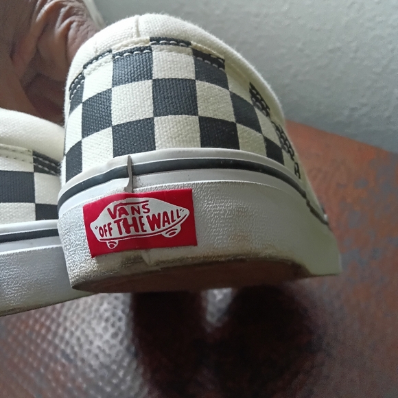 Vans Men's Sz. 10 Classic Slip-On Checkerboard Shoe - Picture 9 of 16